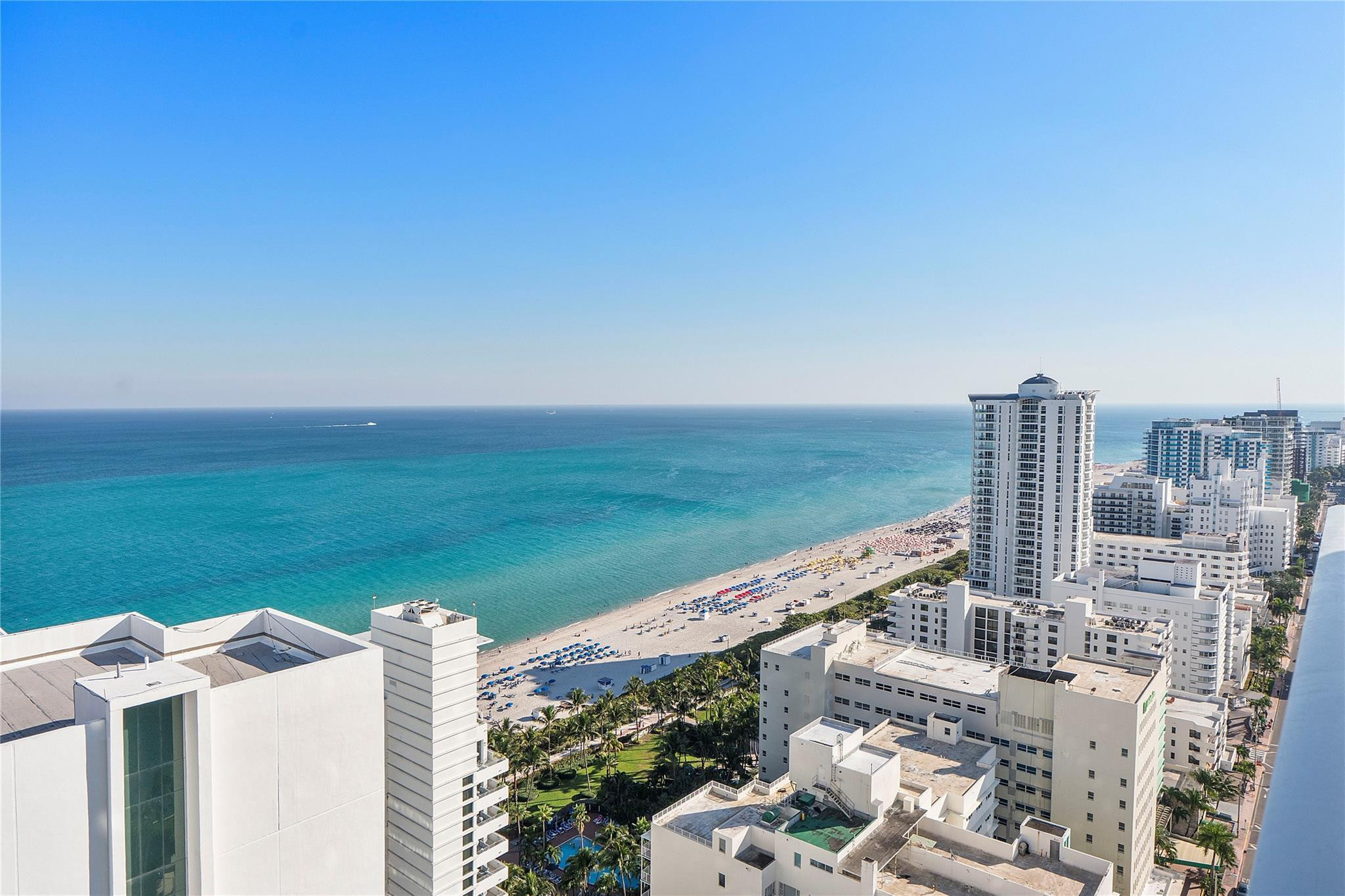 4401 Collins Avenue, Unit 2701 Miami Beach, FL 33140 - Photo 11 of 43 Photo 11