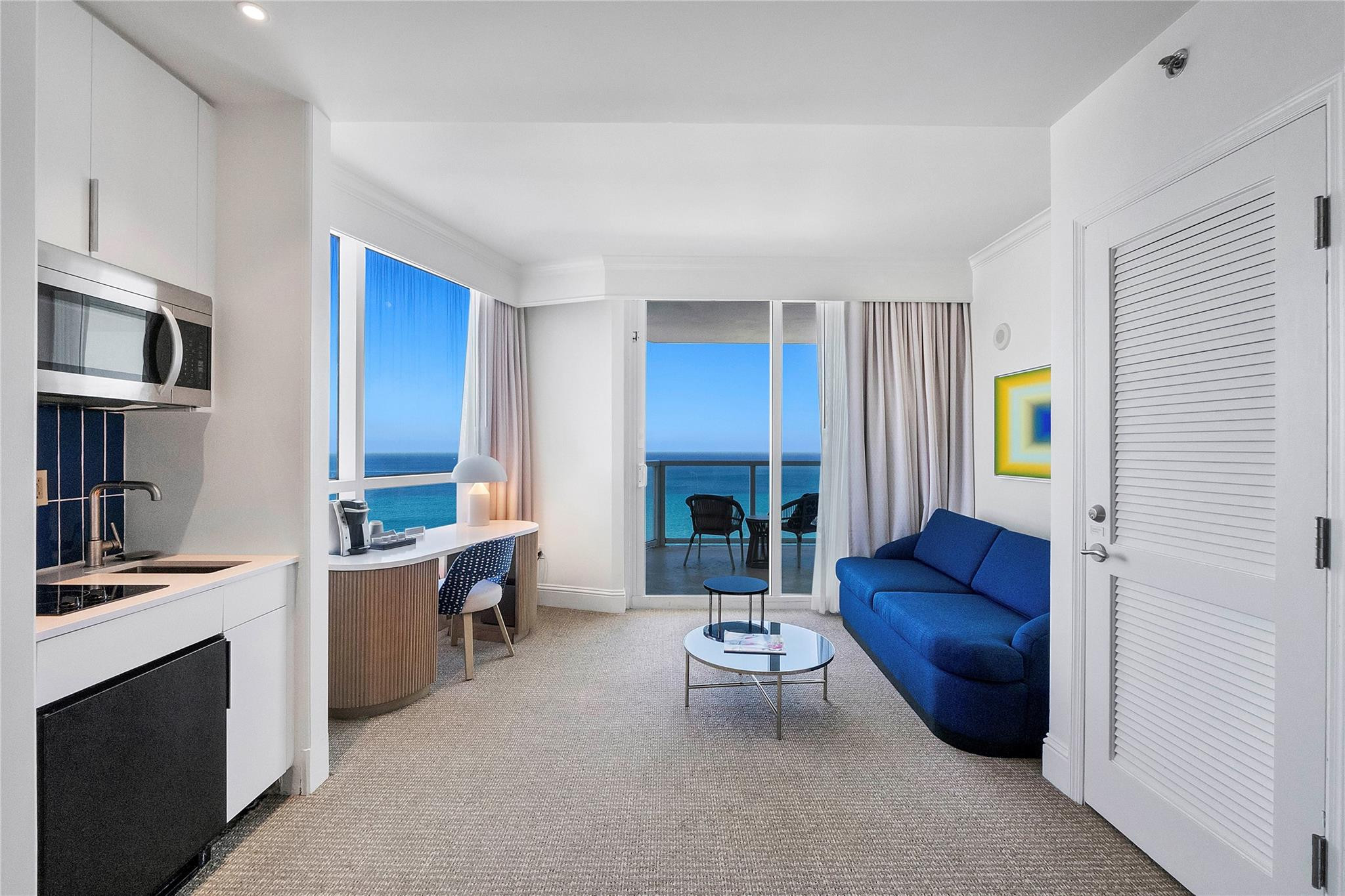 4401 Collins Avenue, Unit 2701 Miami Beach, FL 33140 - Photo 16 of 43 Photo 16
