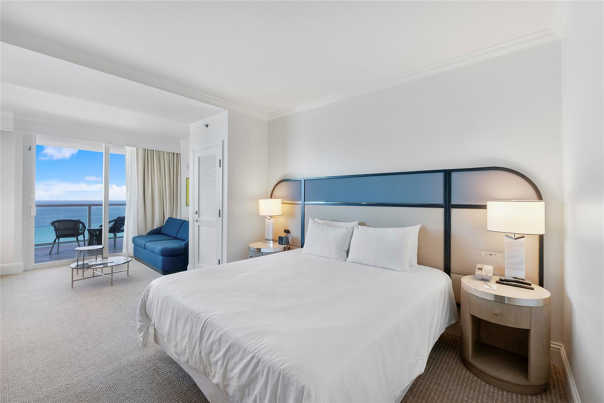 4401 Collins Avenue, Unit 2701 Miami Beach, FL 33140 - Photo 17 of 43 Photo 17