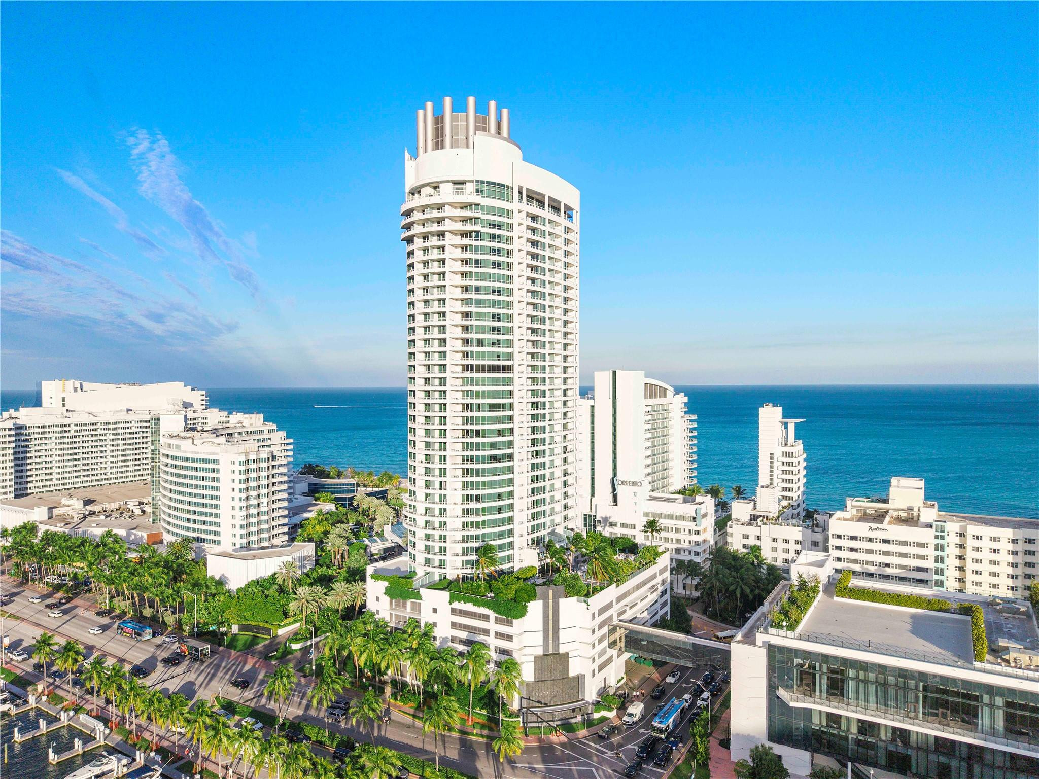 4401 Collins Avenue, Unit 2701 Miami Beach, FL 33140 - Photo 2 of 43 Photo 2