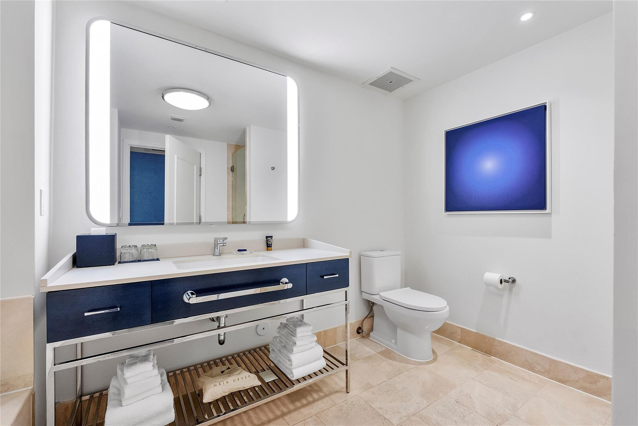 4401 Collins Avenue, Unit 2701 Miami Beach, FL 33140 - Photo 22 of 43 Photo 22