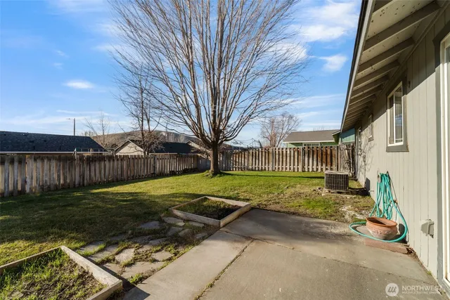 $370,000 | 4721 Forsythia Street, West Richland, WA 99353