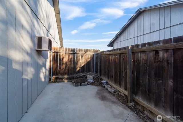 $370,000 | 4721 Forsythia Street, West Richland, WA 99353