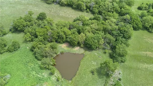 $425,000 | 214 20000 Road, Cherryvale, KS 67335