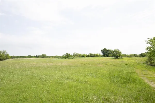 $425,000 | 214 20000 Road, Cherryvale, KS 67335