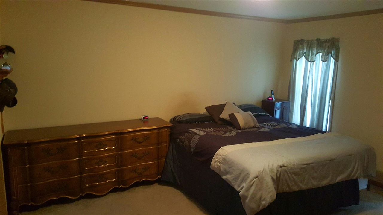 9931 South Littlefield Road Blanchard, MI 49310 - Photo 24 of 37 1822346-23.JPG