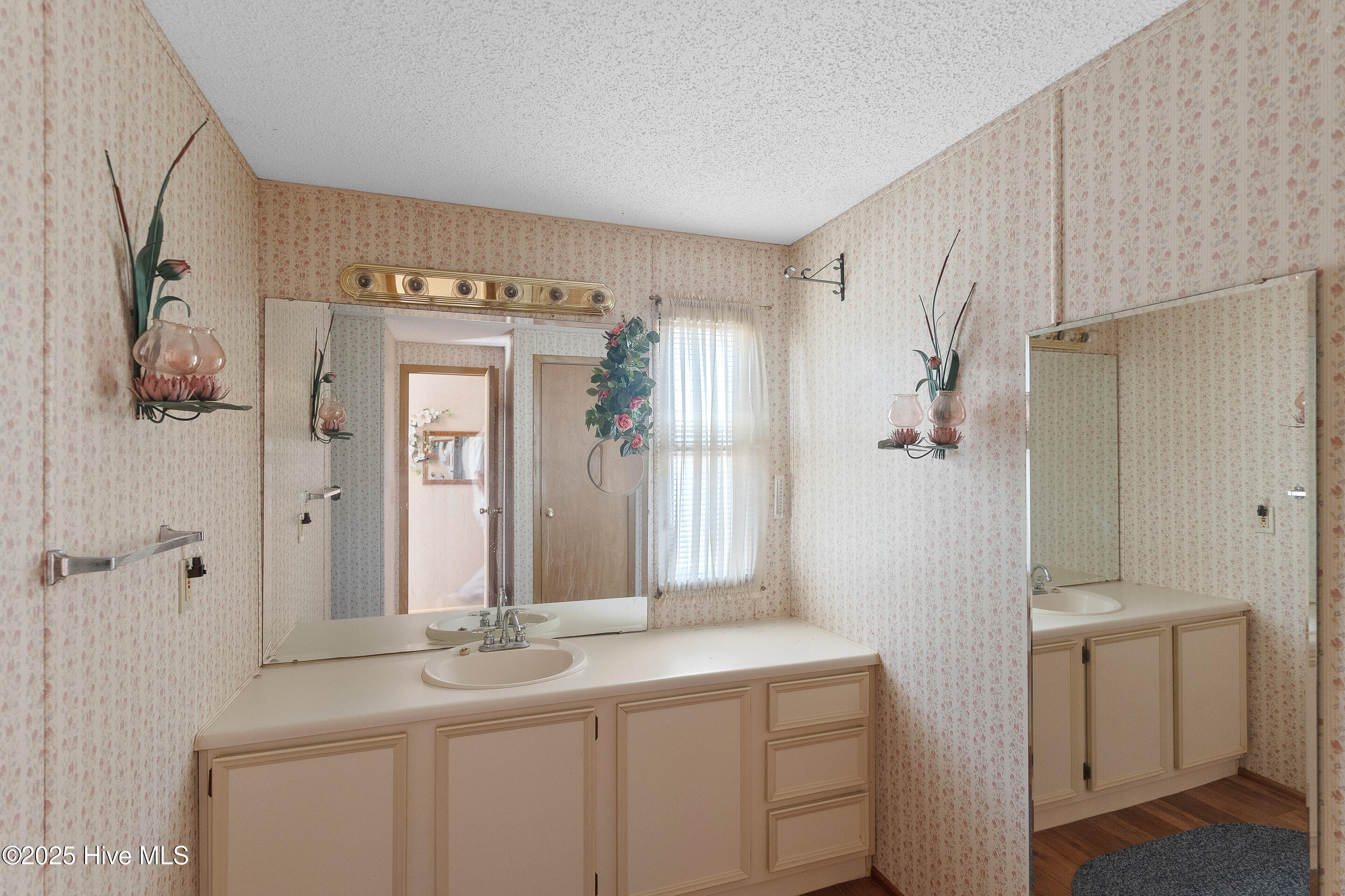 295 Redwood Road Southport, NC 28461 - Photo 17 of 32 295 Redwood Dr MLS-17