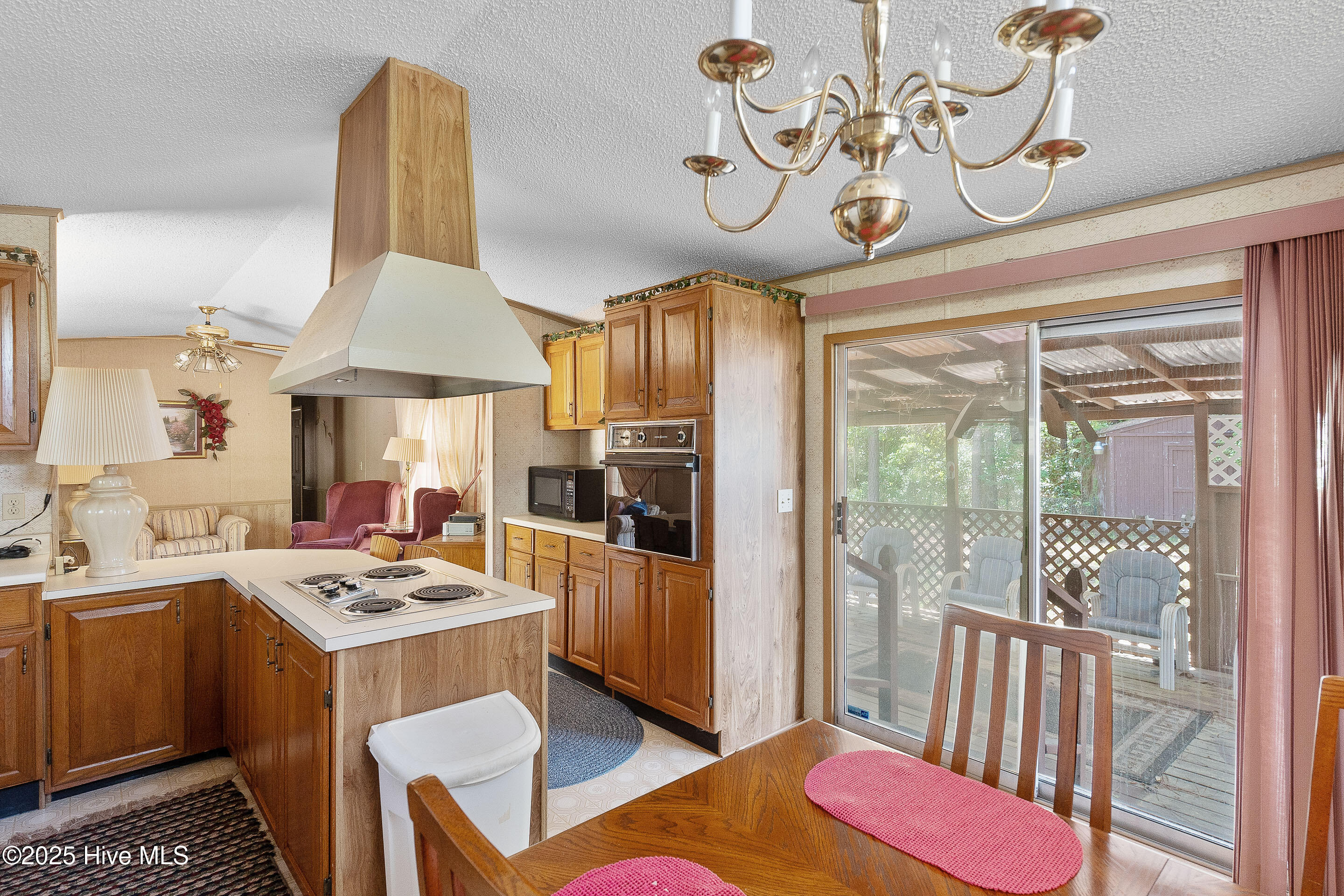 295 Redwood Road Southport, NC 28461 - Photo 10 of 32 295 Redwood Dr MLS-9