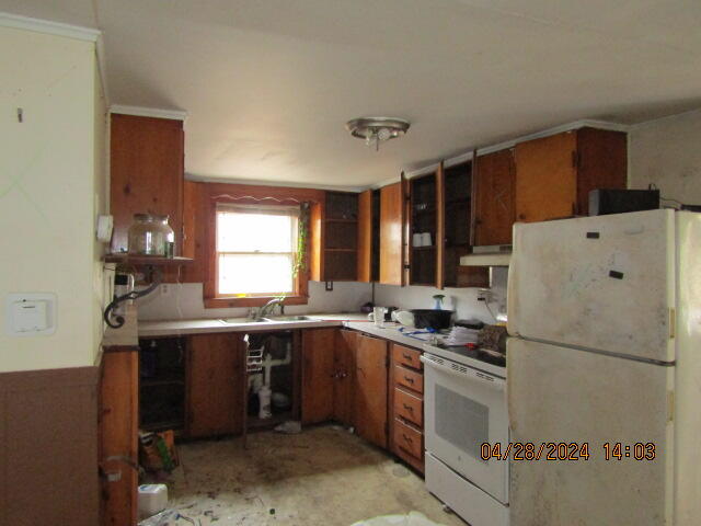 200 Back Street Monmouth, ME 04265 - Photo 7 of 24 IMG_0212