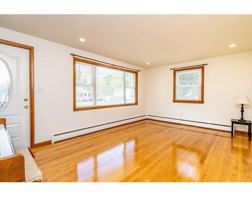 91 Mildred Avenue Springfield, MA 01104 - Photo 20 of 41 a view of an empty room and a window