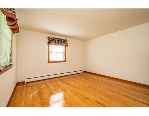 91 Mildred Avenue Springfield, MA 01104 - Photo 29 of 41 a view of an empty room and window