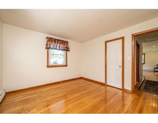 91 Mildred Avenue Springfield, MA 01104 - Photo 32 of 41 a view of an empty room