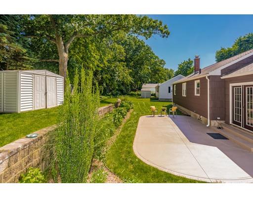 91 Mildred Avenue Springfield, MA 01104 - Photo 5 of 41 a view of a backyard