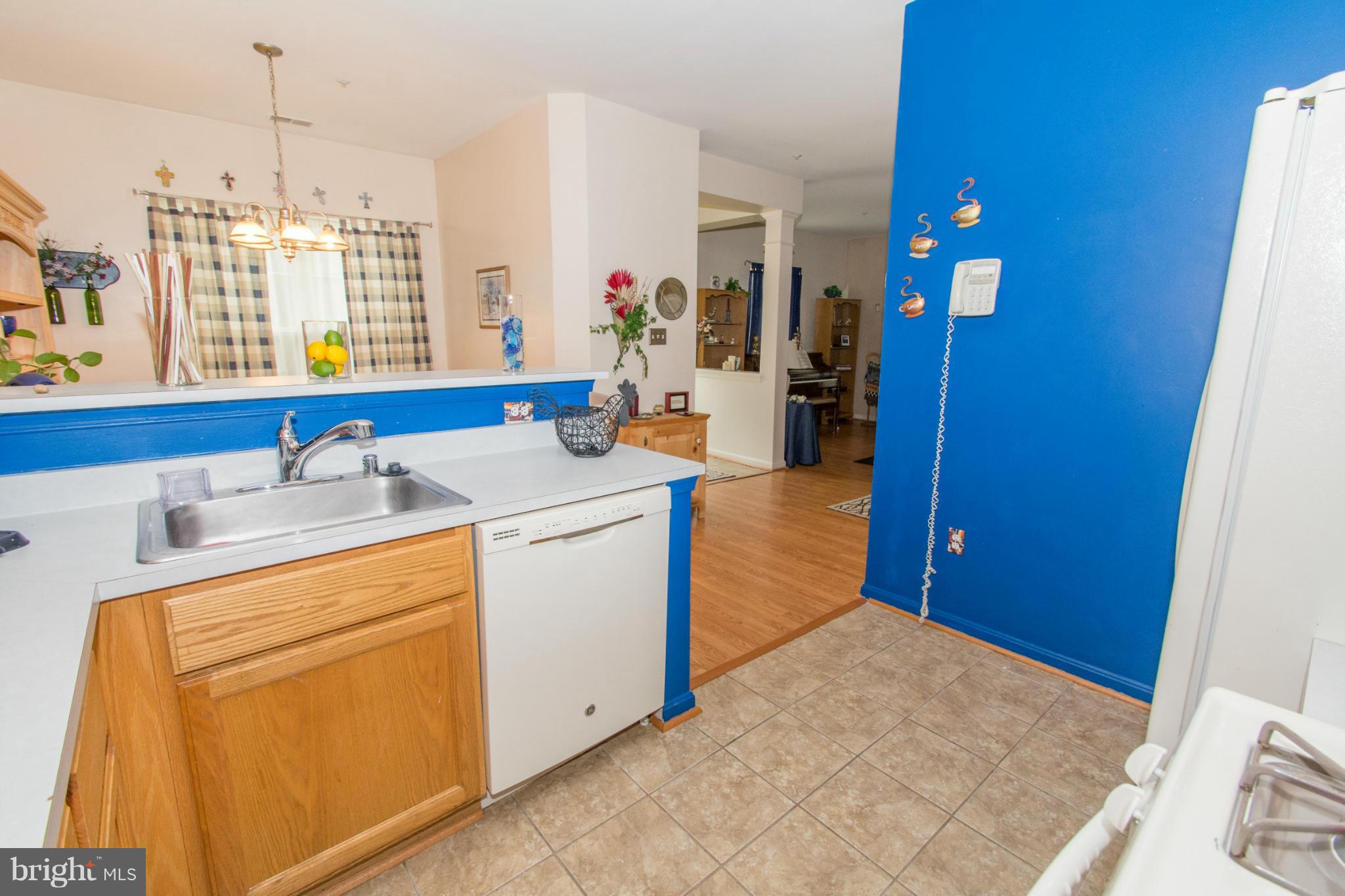 8712 Autumn Ridge Court Odenton, MD 21113 - Photo 10 of 29 Kitchen