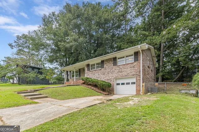 $1,345 | 828 Sheppard Way, Stone Mountain, GA 30083