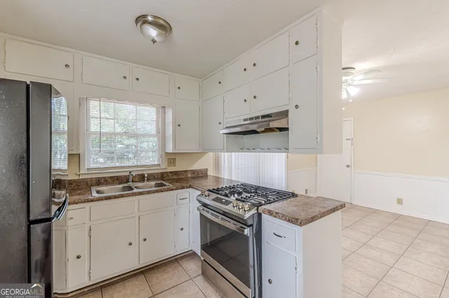 $1,345 | 828 Sheppard Way, Stone Mountain, GA 30083