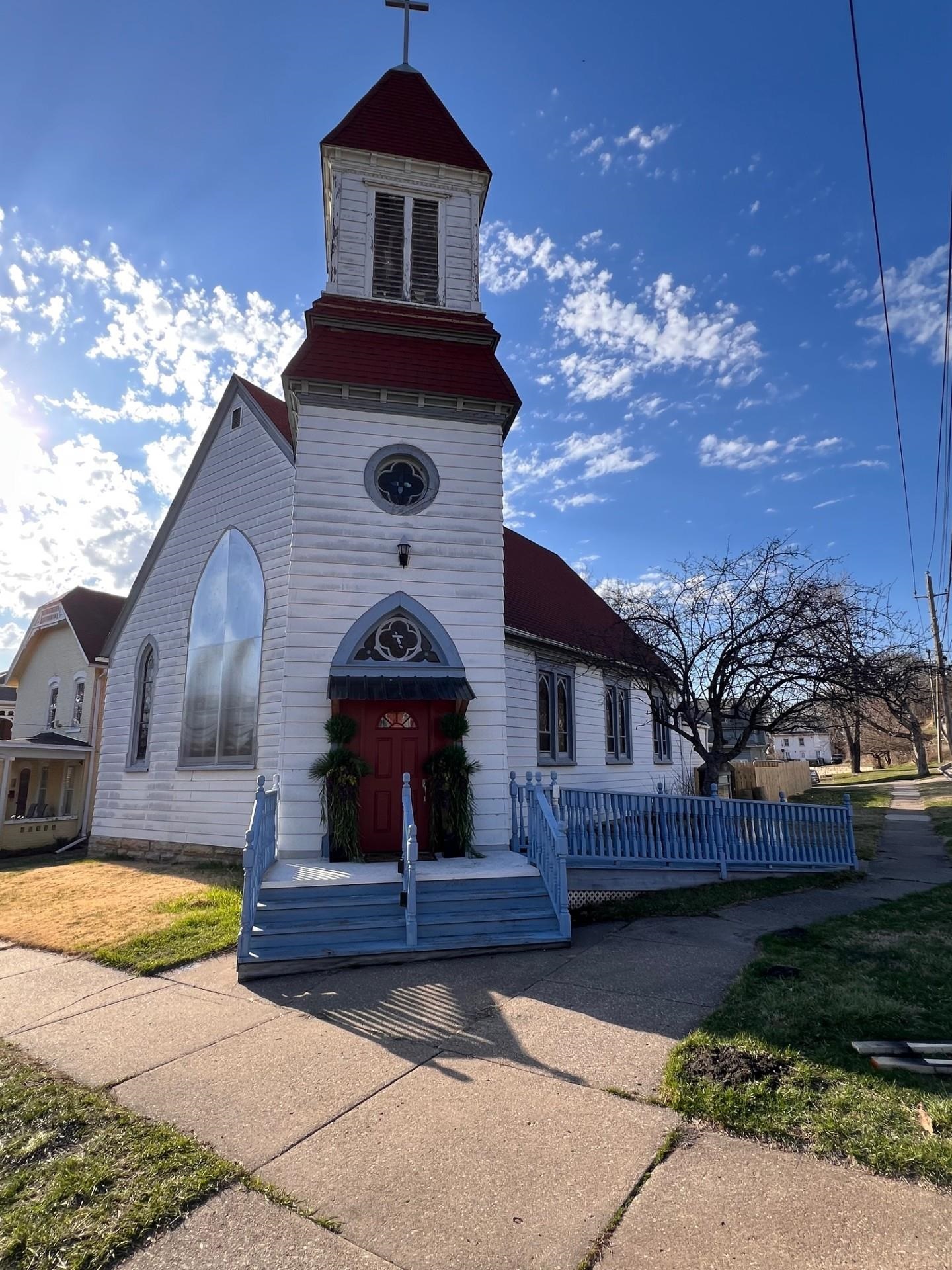 115 4th Street Savanna, IL 61074 - Photo 1 of 25