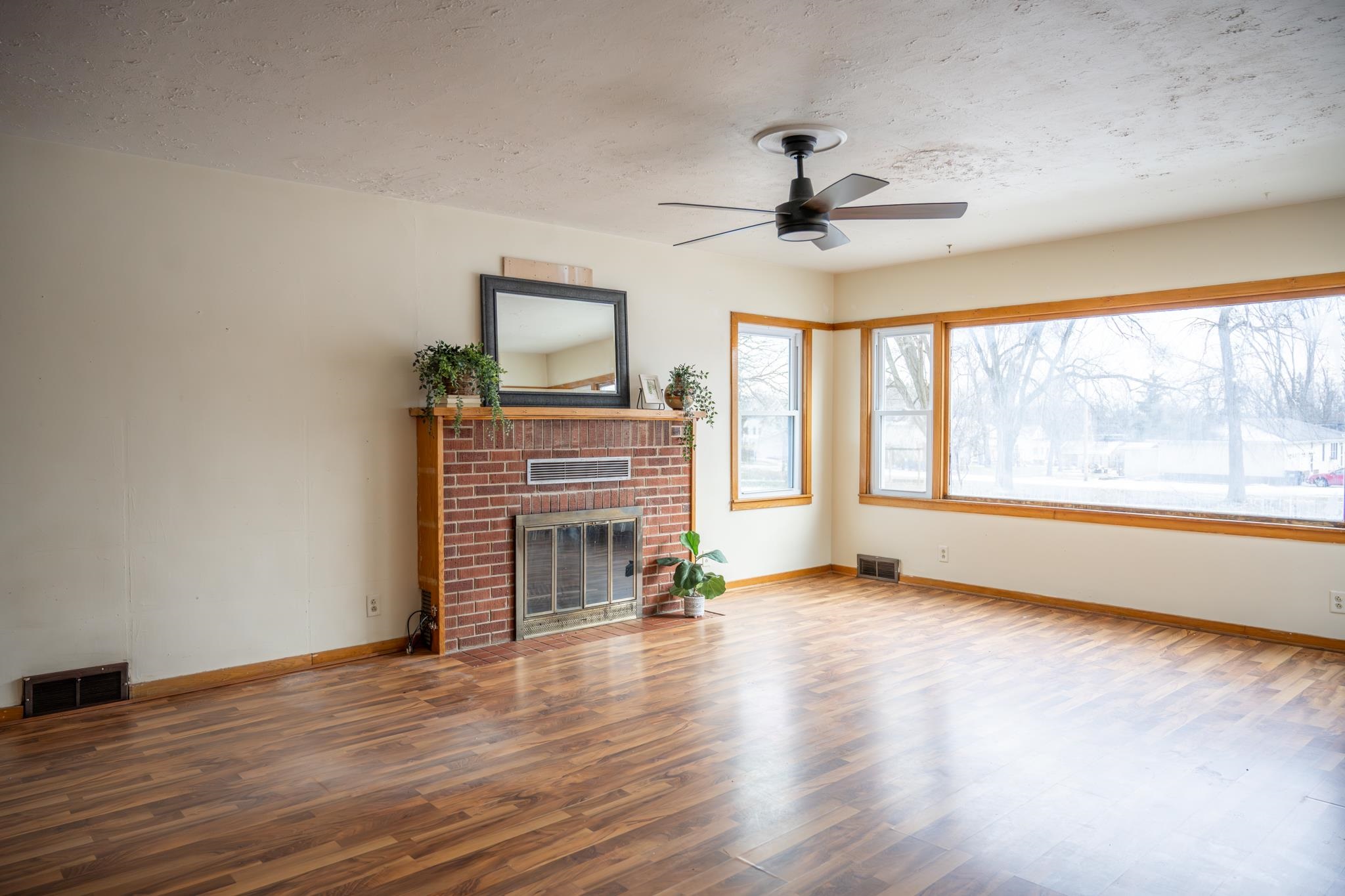 202 West 5th Street Necedah, WI 54646 - Photo 5 of 54