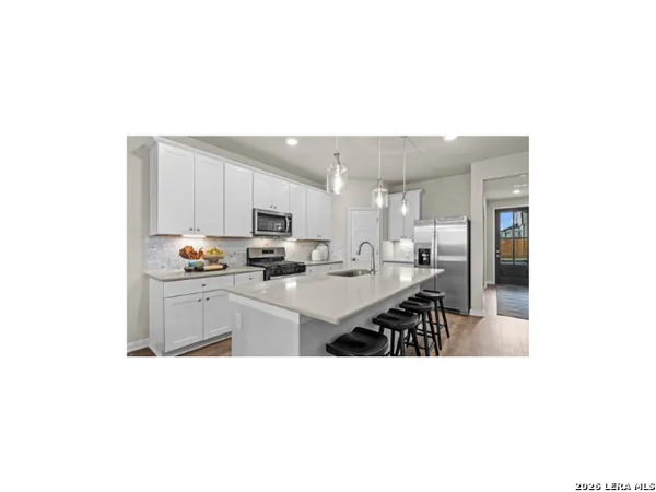 $459,999 | 10520 Bricewood Park, Helotes, TX 78254