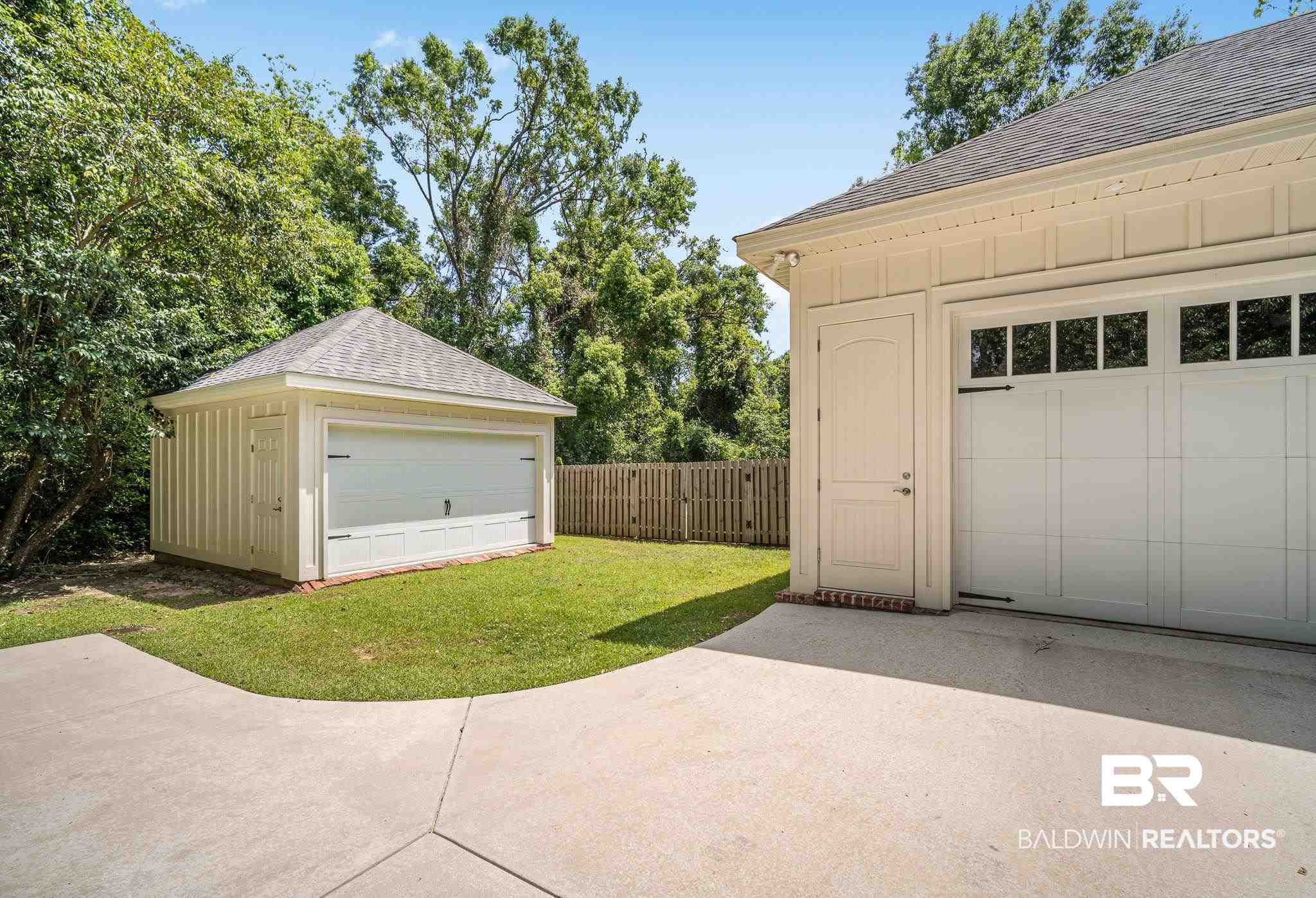 910 Main Street Daphne, AL 36526 - Photo 26 of 36