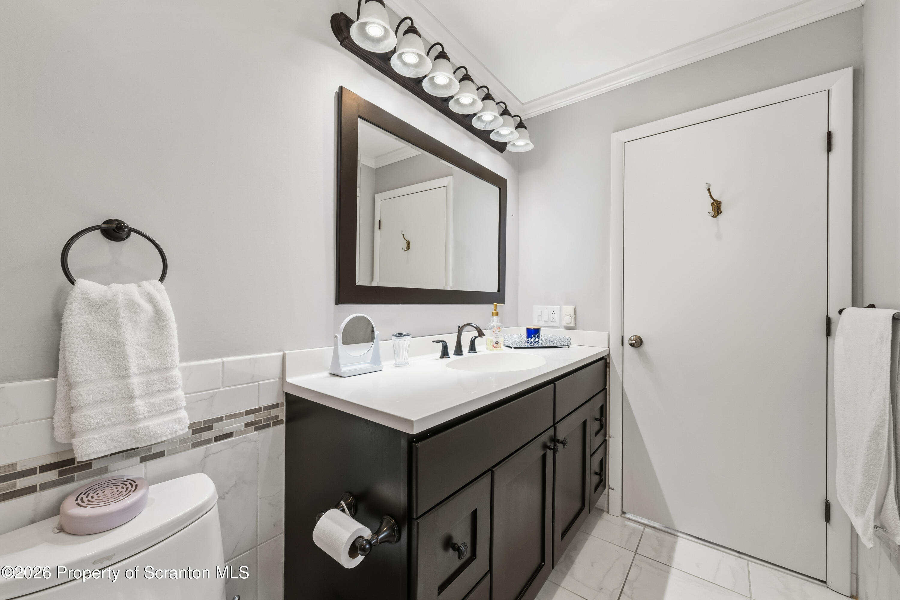 480 Gravel Pond Road Clarks Summit, PA 18411 - Photo 26 of 45 Primary Bathroom