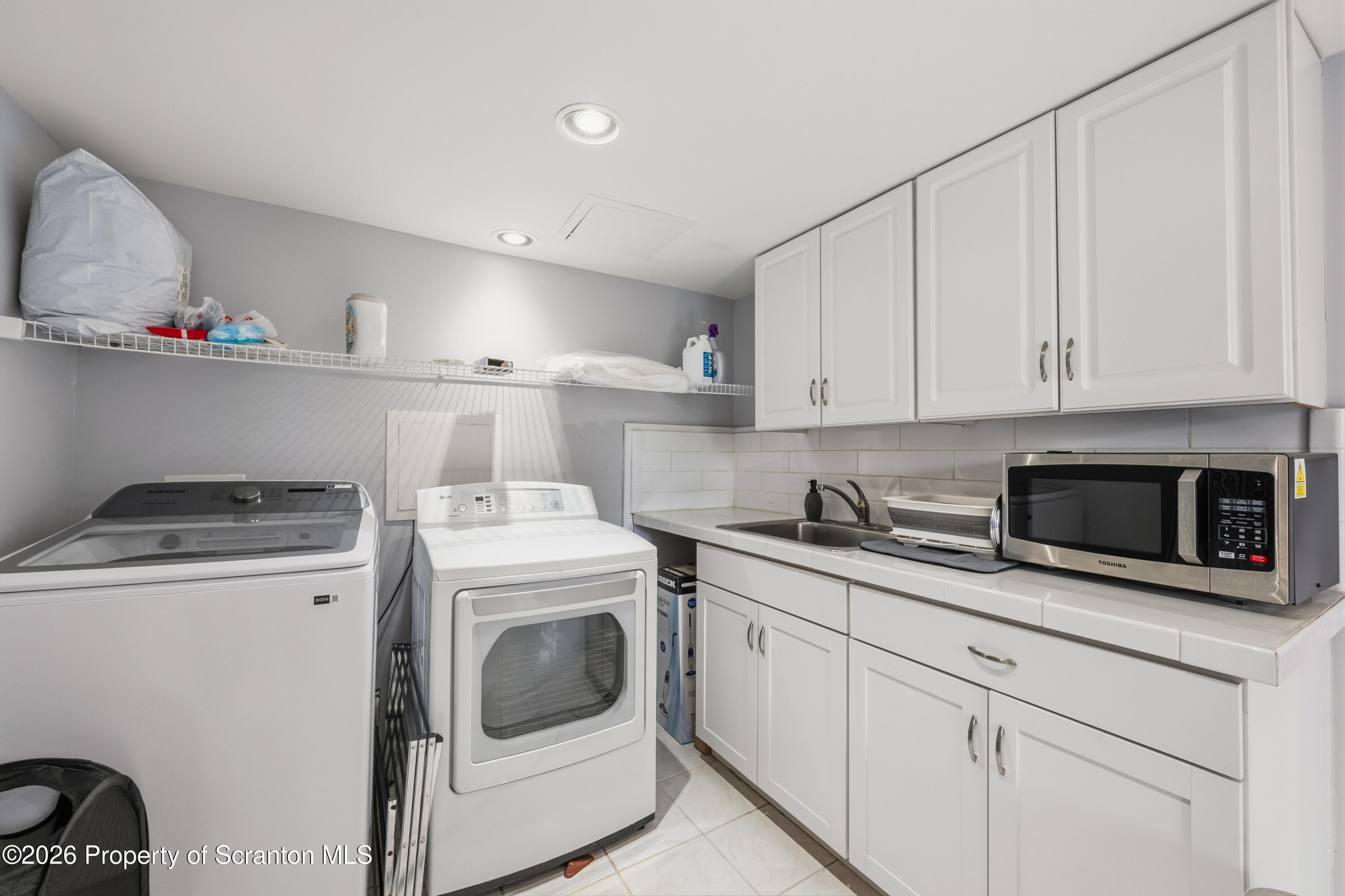 480 Gravel Pond Road Clarks Summit, PA 18411 - Photo 43 of 45 Laundry