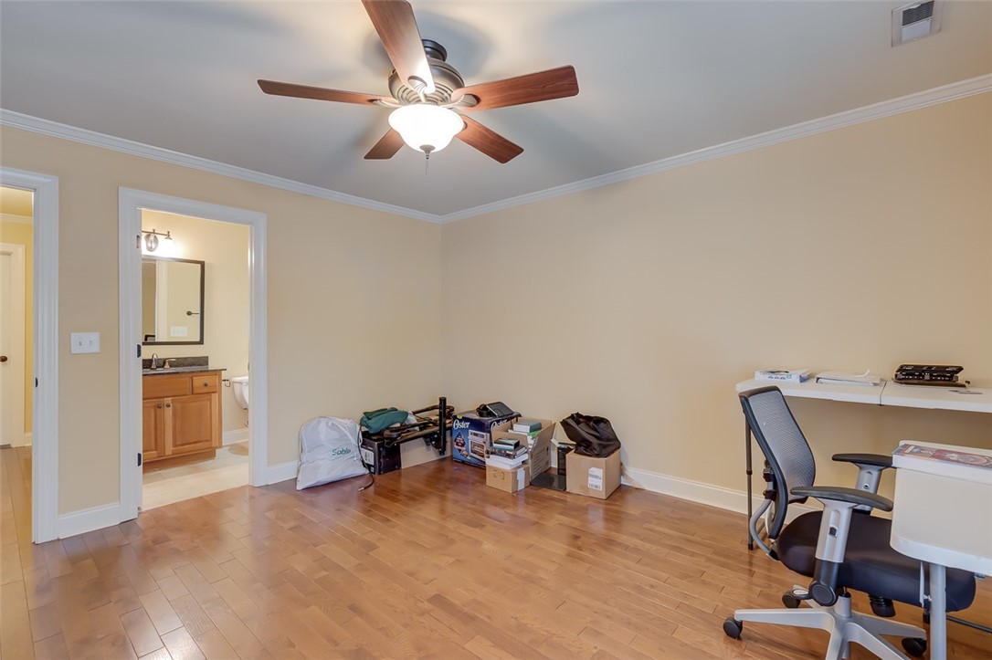 209 Calhoun Street, Unit 305 Clemson, SC 29631 - Photo 22 of 30