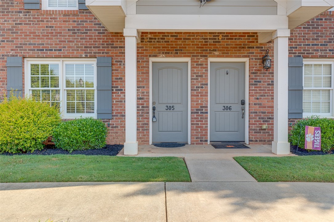 209 Calhoun Street, Unit 305 Clemson, SC 29631 - Photo 4 of 30