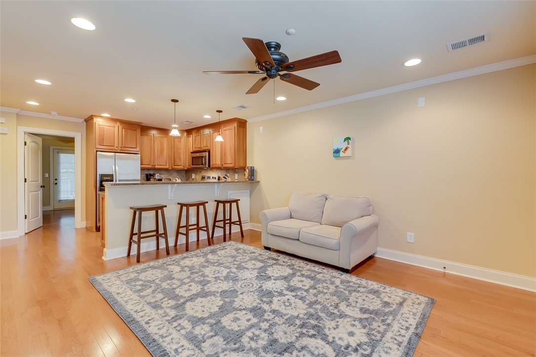 209 Calhoun Street, Unit 305 Clemson, SC 29631 - Photo 7 of 30