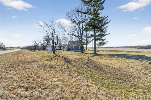 $269,000 | 6566 Old State Rte 3, Waterloo, IL 62298