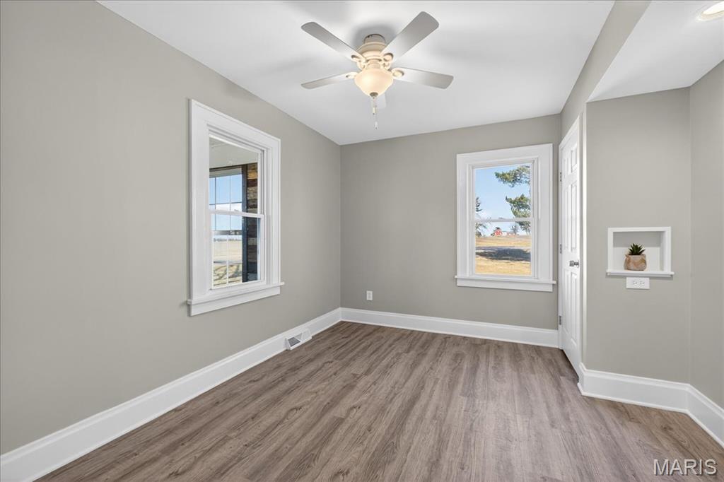 6566 Old State Rte 3 Waterloo, IL 62298 - Photo 9 of 35