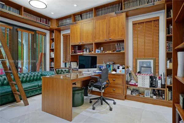 $35,000 | 3747 Prairie Avenue, Miami Beach, FL 33140