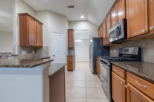 $2,450 | 5402 Hickory Harvest Drive, Richmond, TX 77407