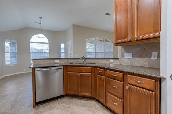 $2,450 | 5402 Hickory Harvest Drive, Richmond, TX 77407