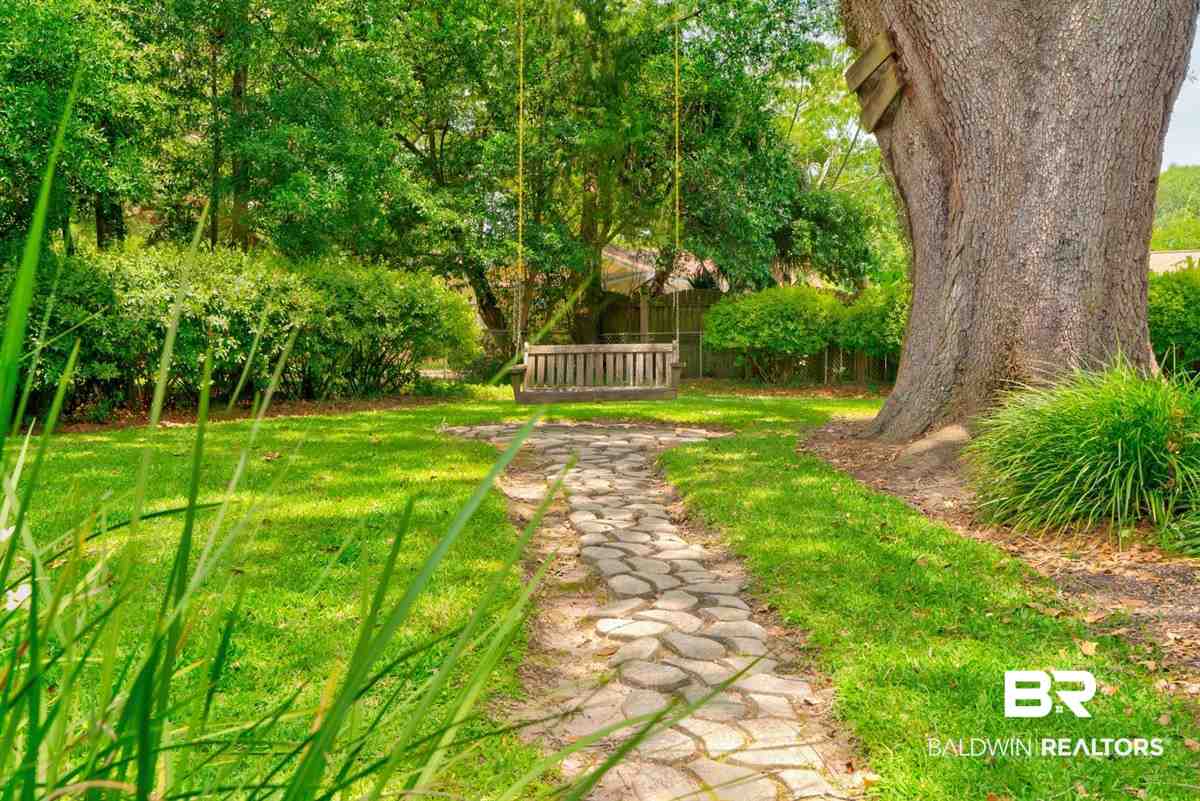 817 Bernard Circle Mobile, AL 36693 - Photo 34 of 38