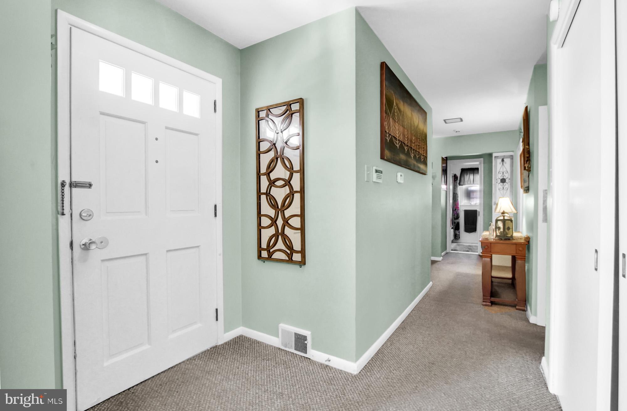 362 Greendale Road York, PA 17403 - Photo 5 of 27