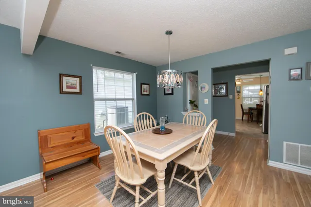 $299,999 | 662 Barbados Drive, Williamstown, NJ 08094