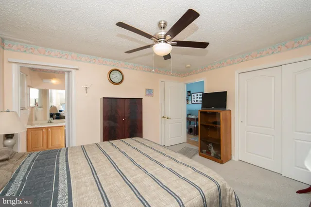 $299,999 | 662 Barbados Drive, Williamstown, NJ 08094