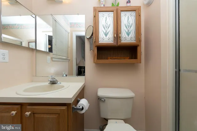 $299,999 | 662 Barbados Drive, Williamstown, NJ 08094