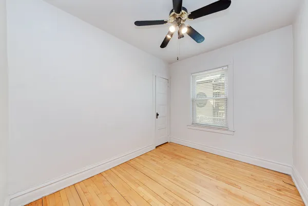 $2,300 | 426 North La Grange Road, Unit 1, La Grange Park, IL 60526