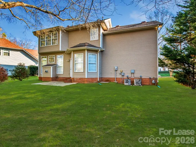 $3,275 | 6820 Charter Hills Road, Charlotte, NC 28277