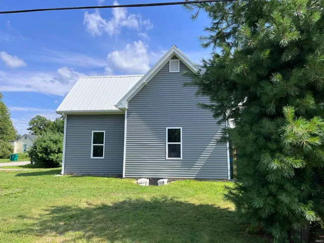 $205,000 | 108 North Carter Street, Colfax, IN 46035