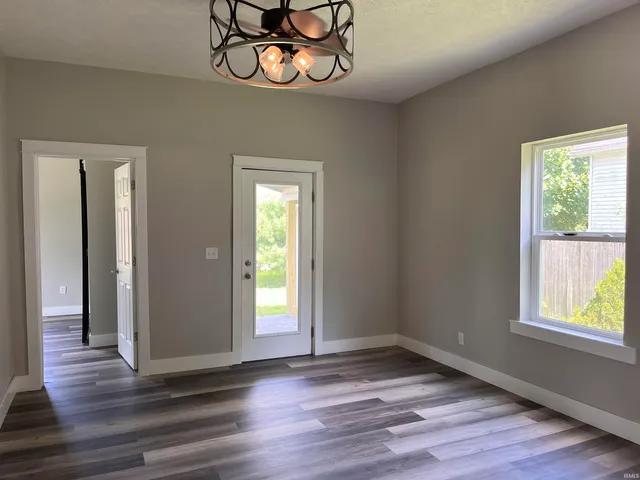 $205,000 | 108 North Carter Street, Colfax, IN 46035