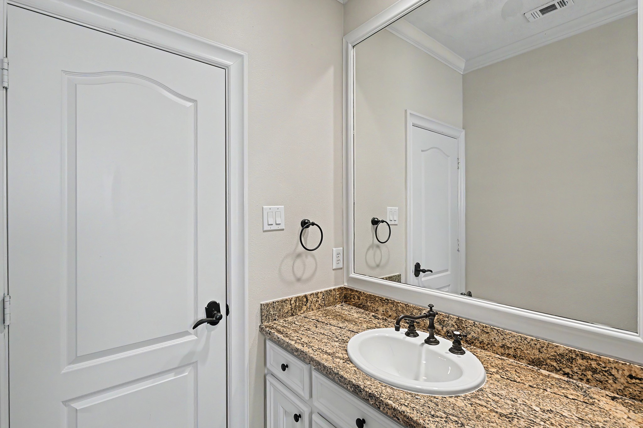 2622 Tangley Street West University Place, TX 77005 - Photo 25 of 31