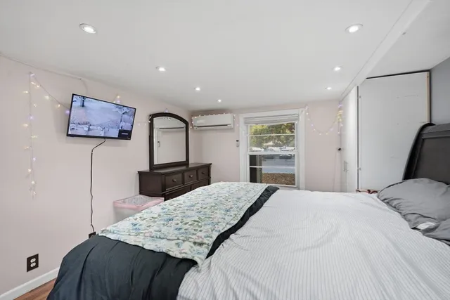 $279,000 | 63 Peer Street, Springfield, MA 01109