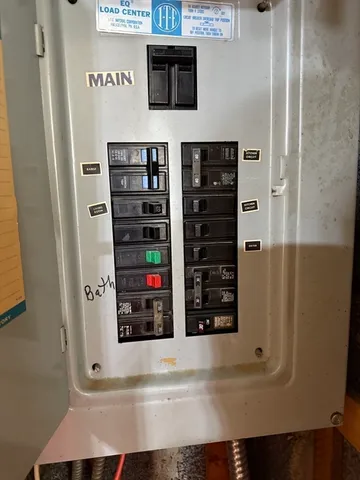 $279,000 | 63 Peer Street, Springfield, MA 01109