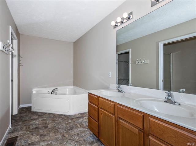 8430 Bethalto Road Bethalto, IL 62010 - Photo 40 of 67