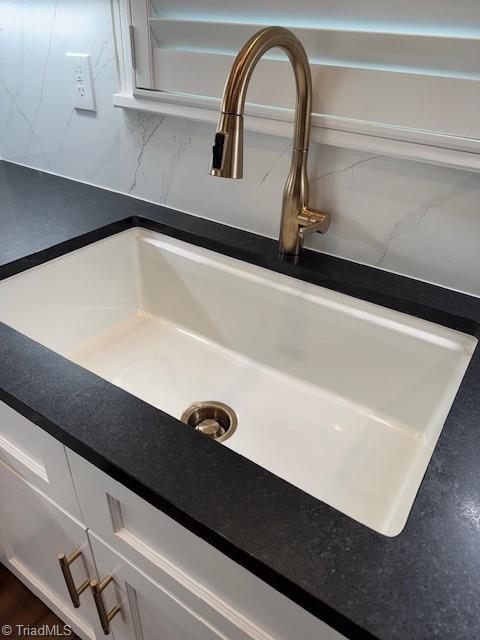 1247 Stadler Ridge Road Winston-Salem, NC 27106 - Photo 13 of 32 Large Kitchen Sink