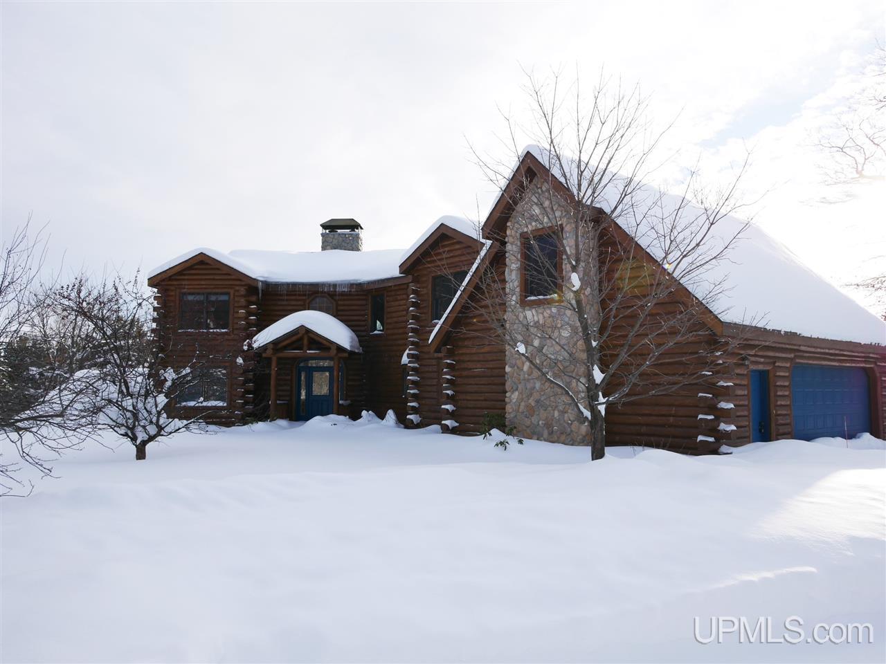 21145 Rivendell Trail Houghton, MI 49931 - Photo 1 of 36