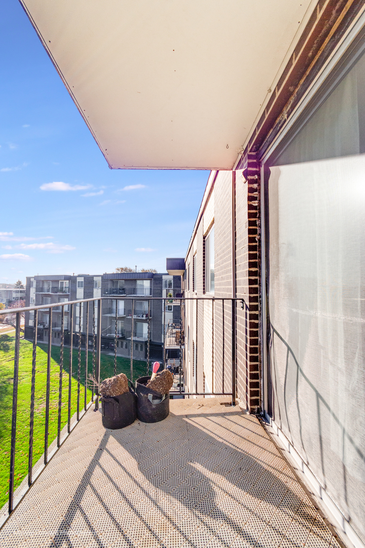 9820 South Pulaski Road, Unit 314 Oak Lawn, IL 60453 - Photo 26 of 36